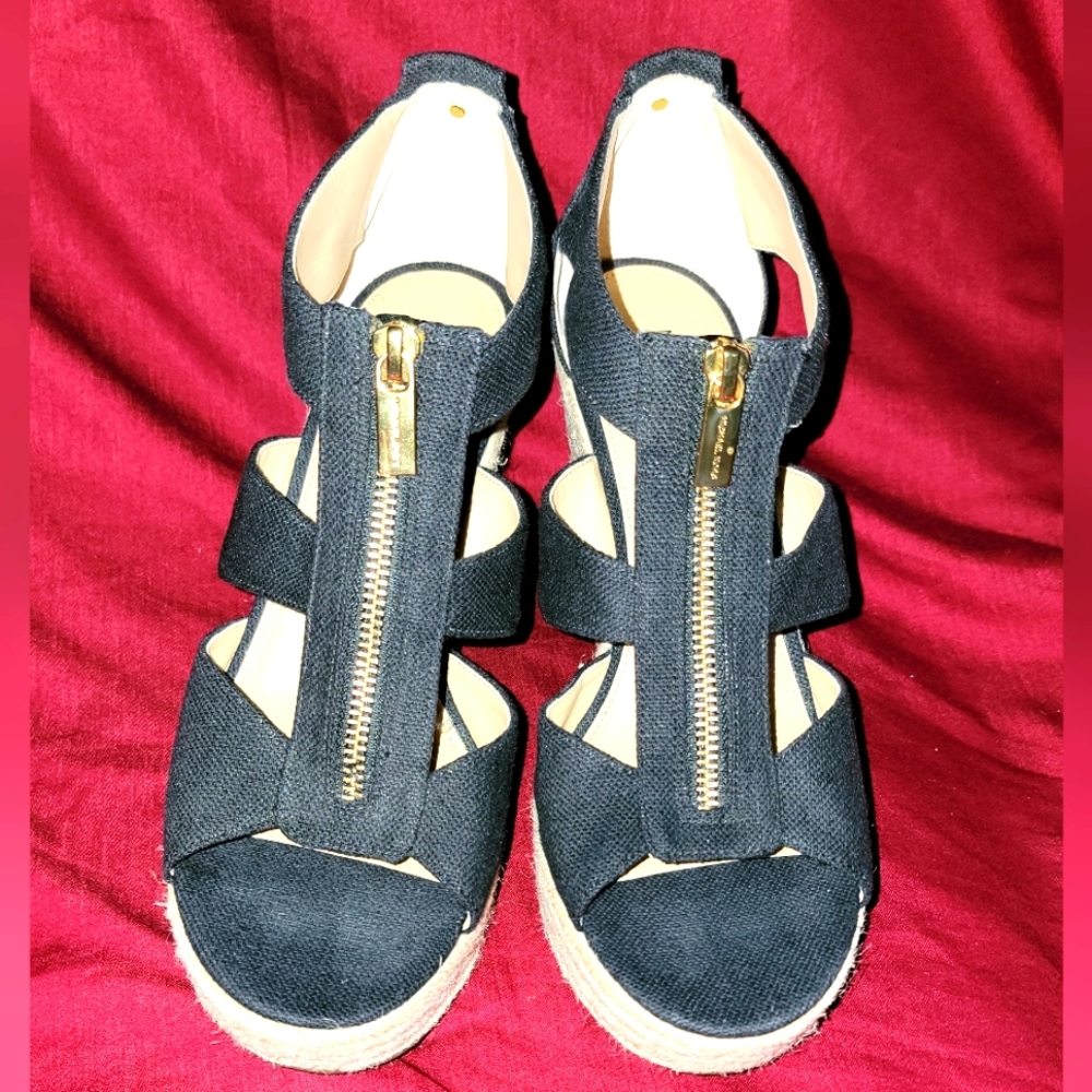‼️⁉️‼️Women's Michael Kors Damita Wedge Sandals⁉️‼️⁉️ Size: 9.5 - Picture 2 of 8